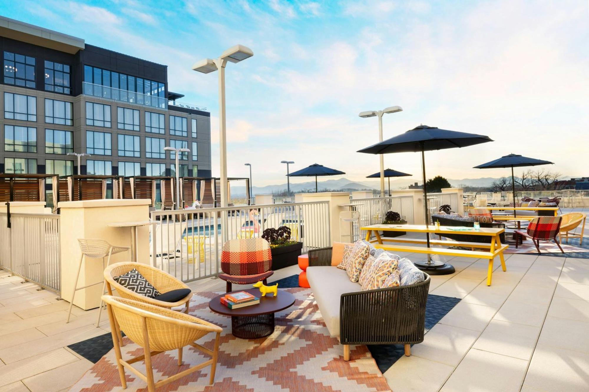Moxy Asheville Exterior photo